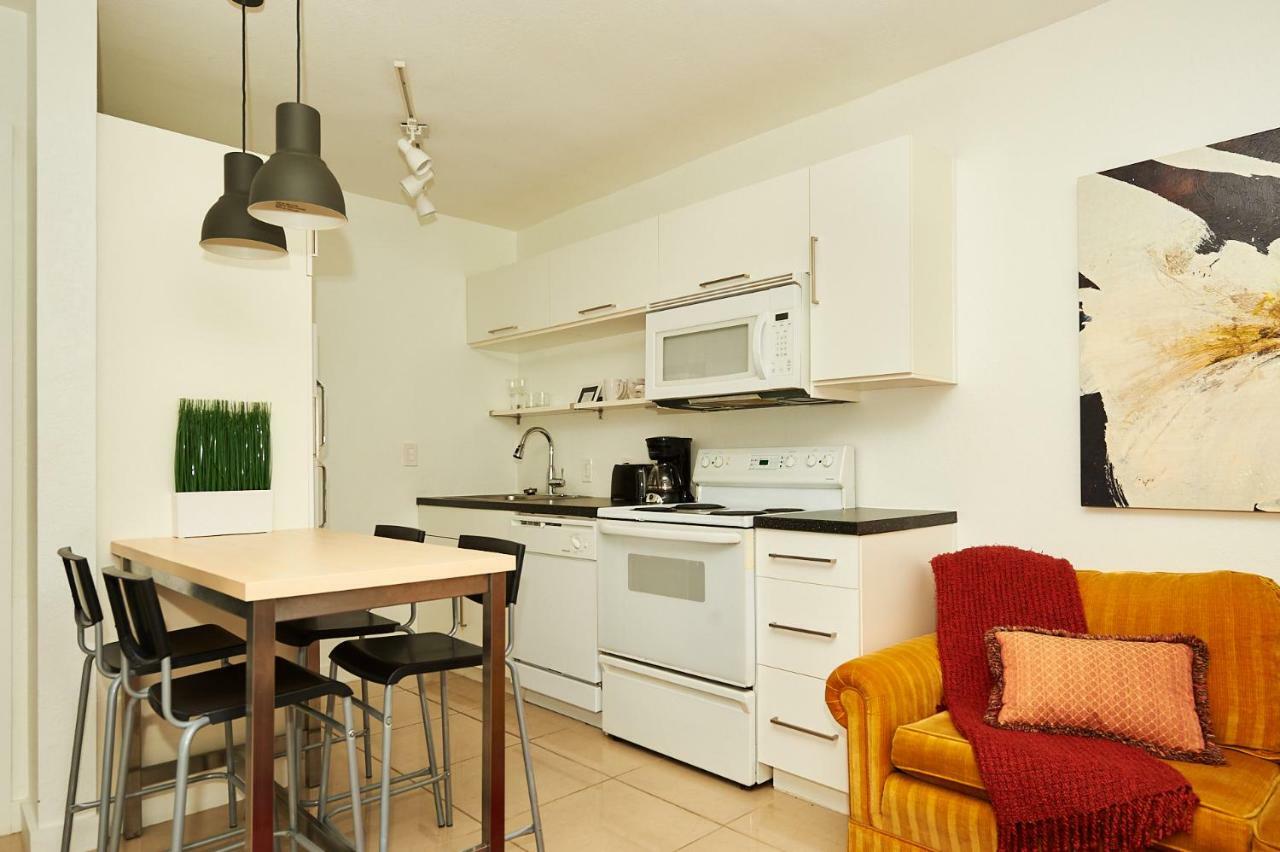Lambert Family Beach Apartments - Unit 1 Форт Лодърдейл Екстериор снимка