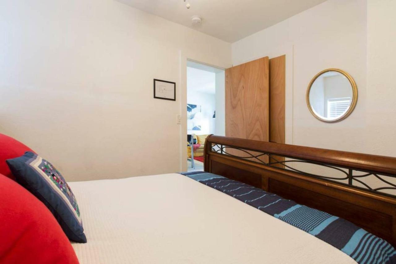 Lambert Family Beach Apartments - Unit 1 Форт Лодърдейл Екстериор снимка