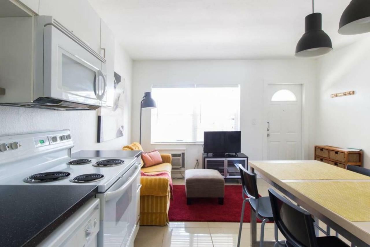 Lambert Family Beach Apartments - Unit 1 Форт Лодърдейл Екстериор снимка