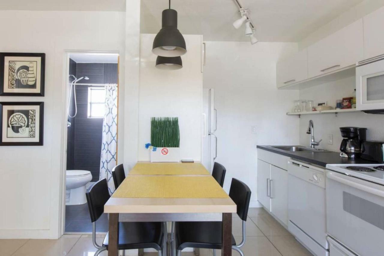 Lambert Family Beach Apartments - Unit 1 Форт Лодърдейл Екстериор снимка